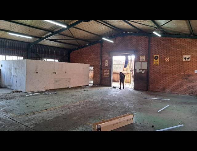 INDUSTRIAL FOR SALE IN ALTON